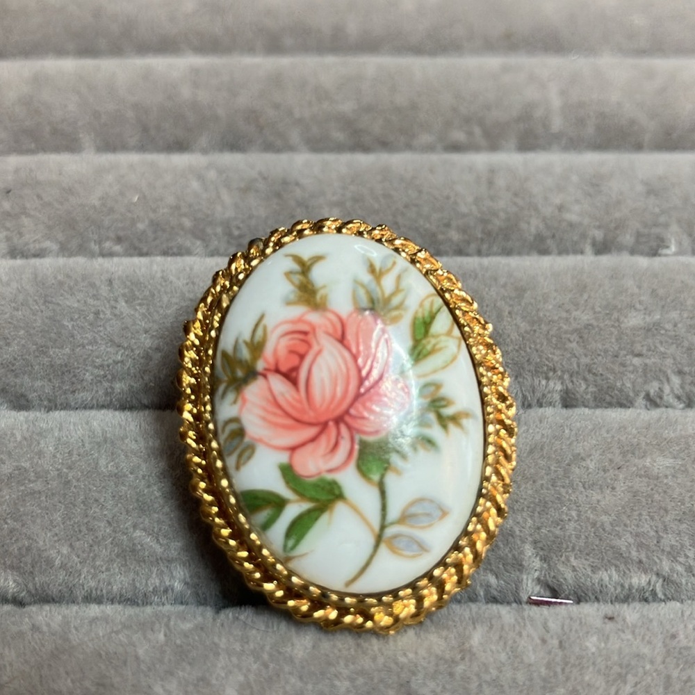 Rose Brooch Painted Ceramic and Gold Tone